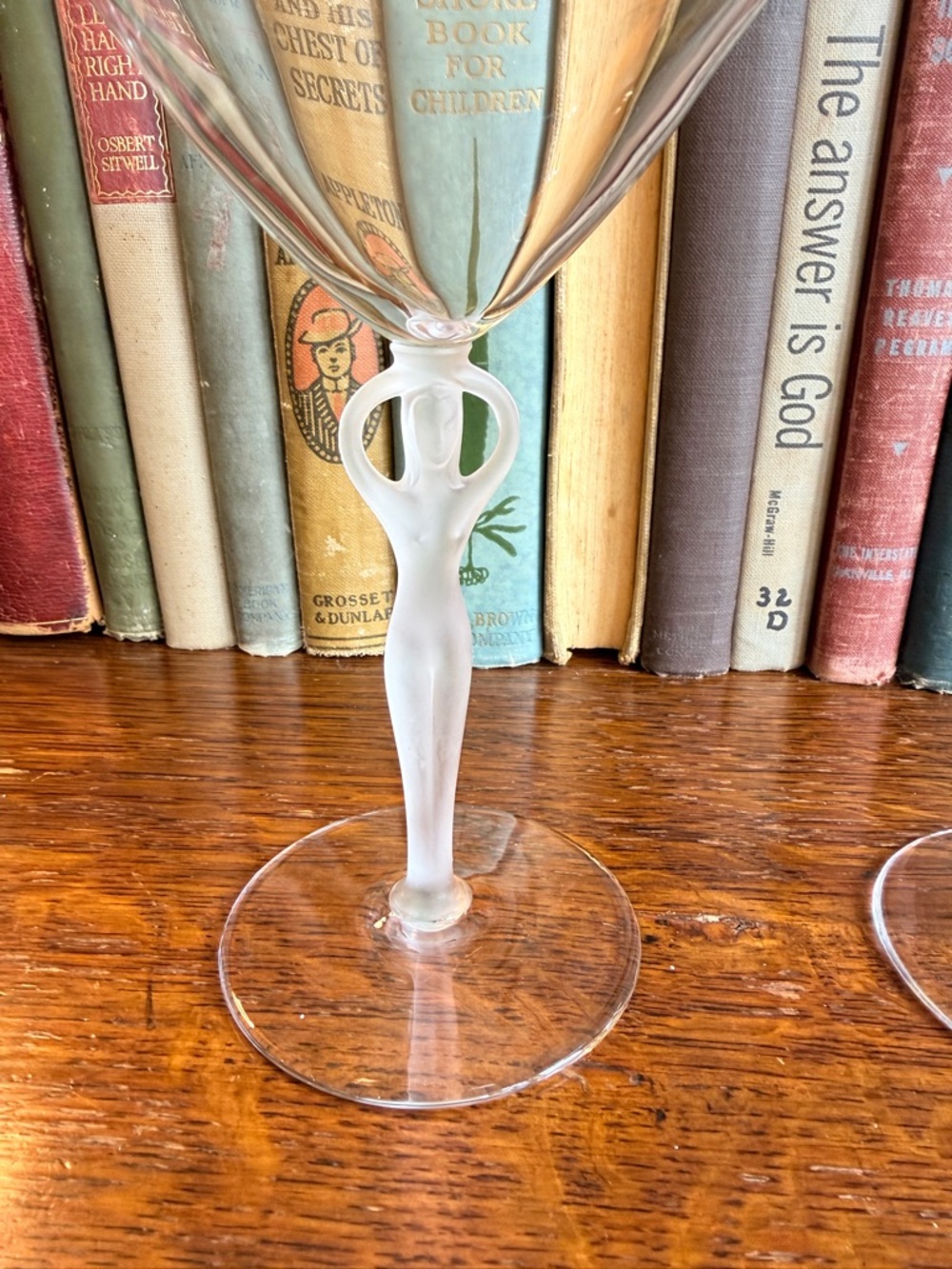Vintage French Bayrel Crystal Martini Coupes with Frosted Nude Stem- Pair - Picture 13 of 16